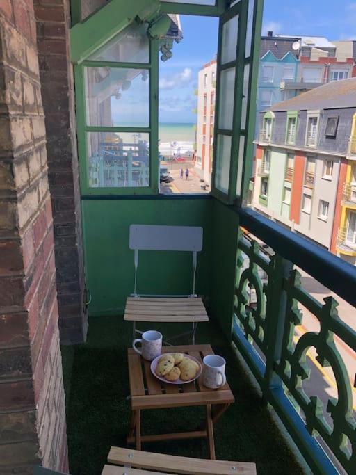 Appartement Vue Mer Laterale Мер-ле-Бен Экстерьер фото